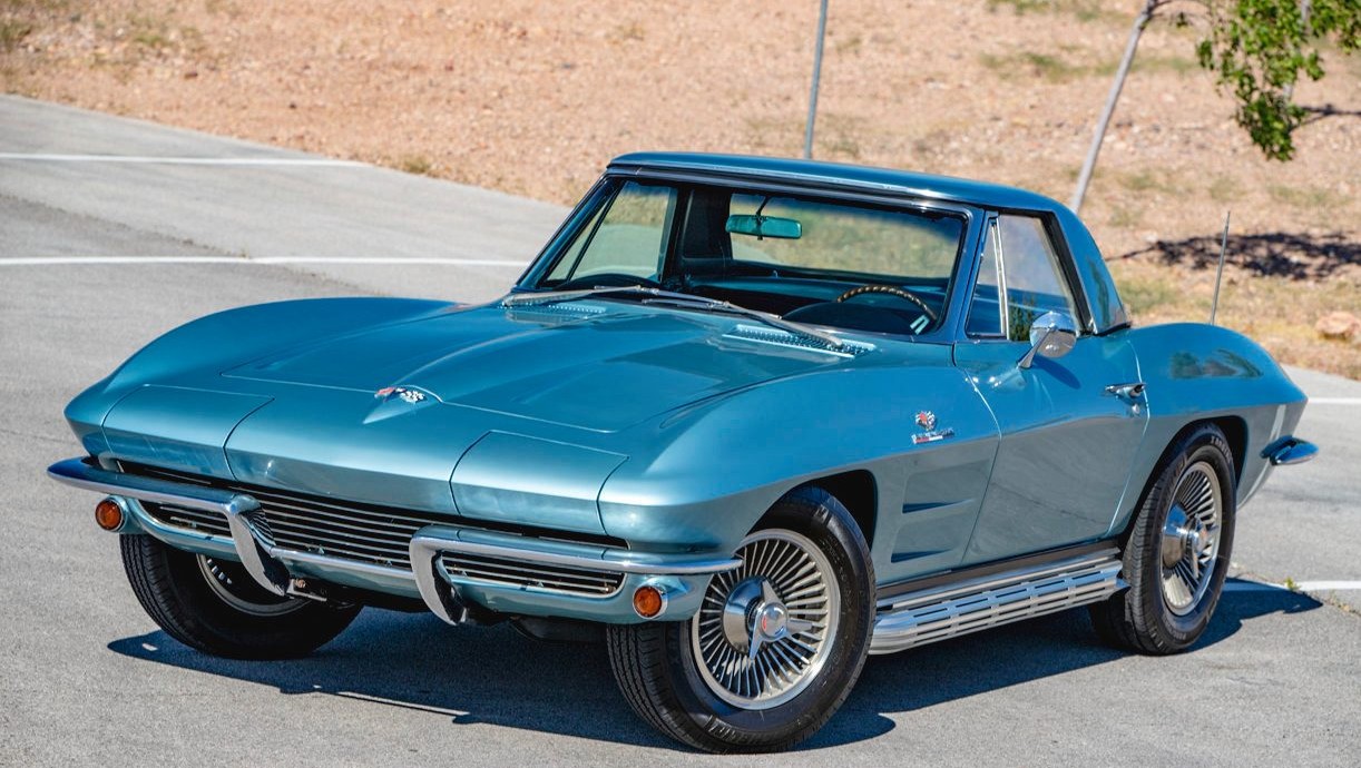 Click to Enlarge-Esc to Close Corvette Generations/C2/C2 1964 Blue Corvette.jpg